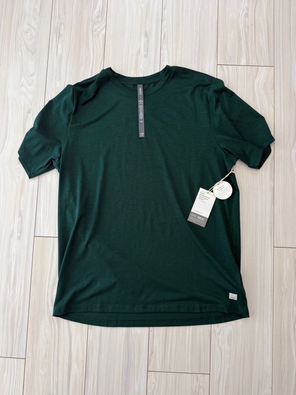 Vuori Men's Crew Tee in Forest Green